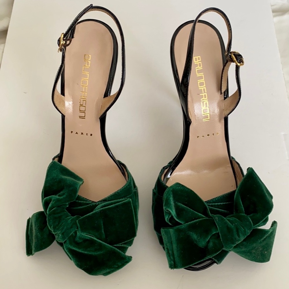 Bruno Frisoni Green Velvet Peep Toe Pump